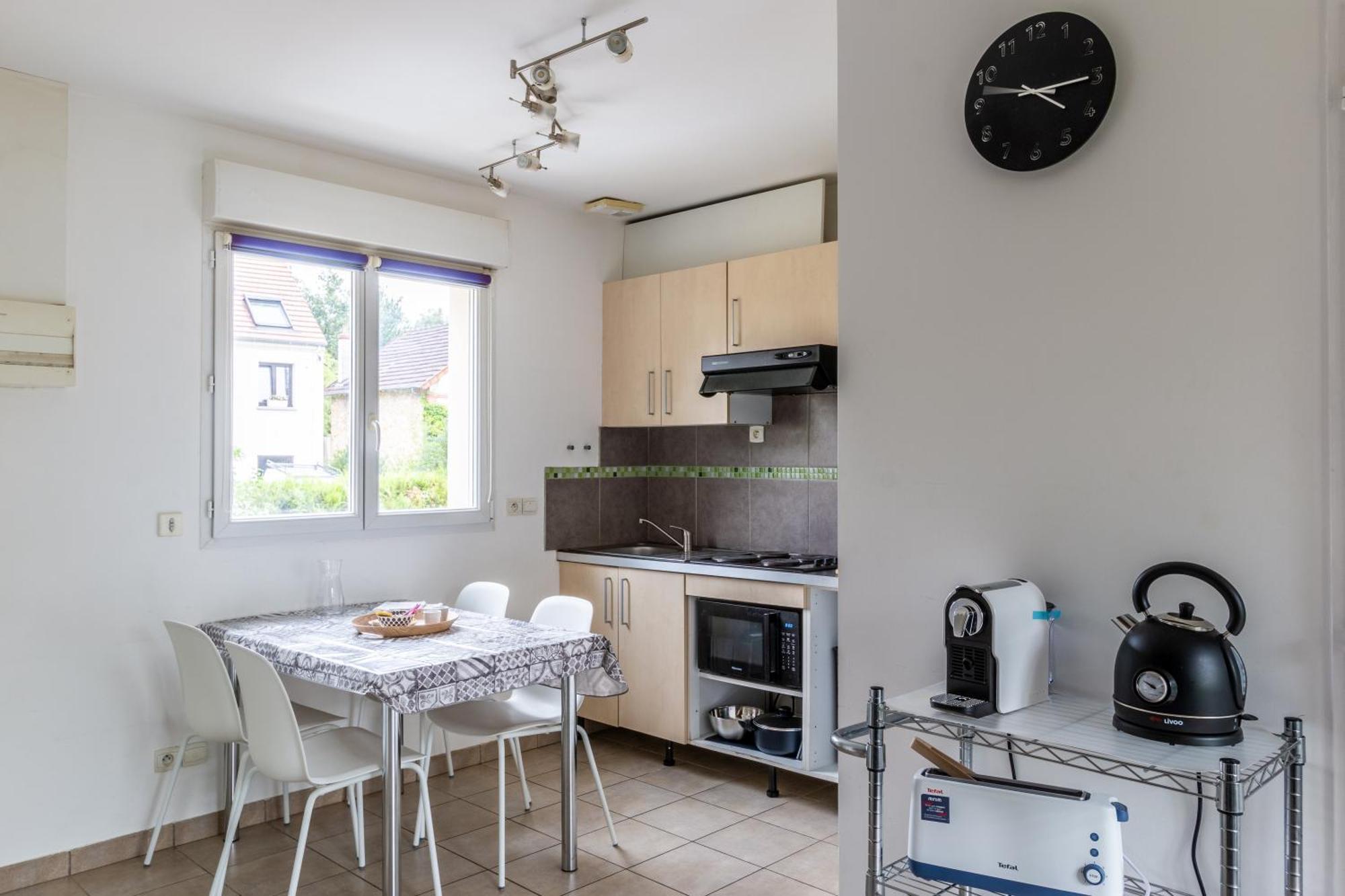 Appartement Le Duplex , Proche Gare Rer, Parking, Arrivee Autonome à Palaiseau Extérieur photo